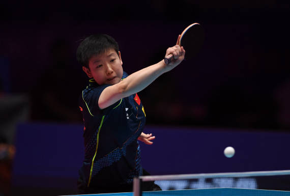 而另一位中 而另一位中