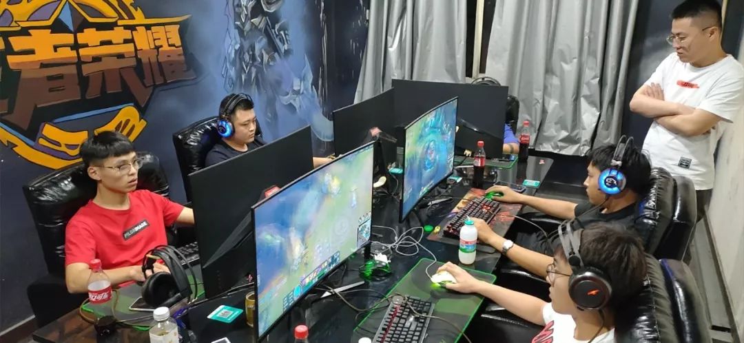 NBA新动向：勇士补强消息曝光，威少或离开联盟？雄鹿宣布签约